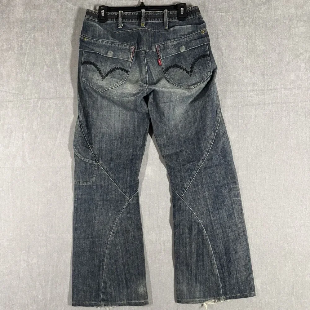 Vtg 2000’s Levi’s Engineered Jeans Men Size 33x32 Medium Wash Y2K Twisted Seams